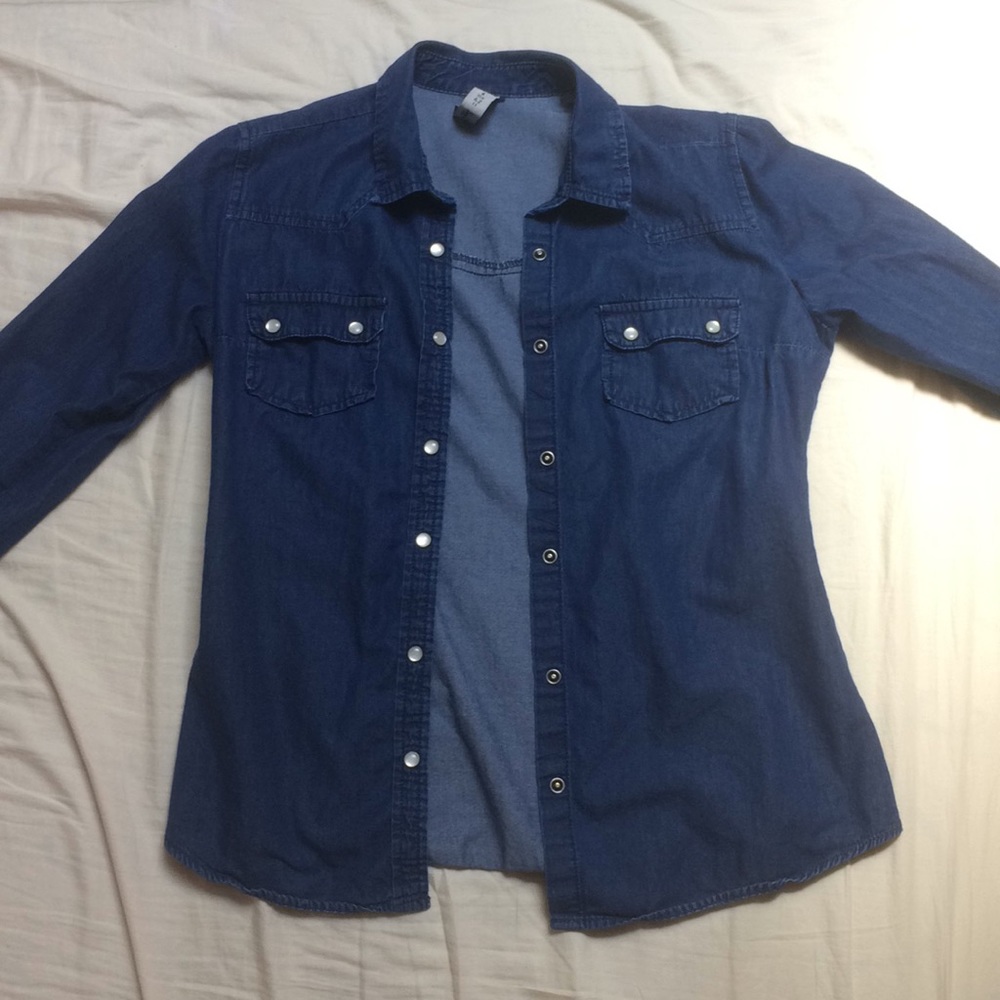 Denim shirt/ over layer